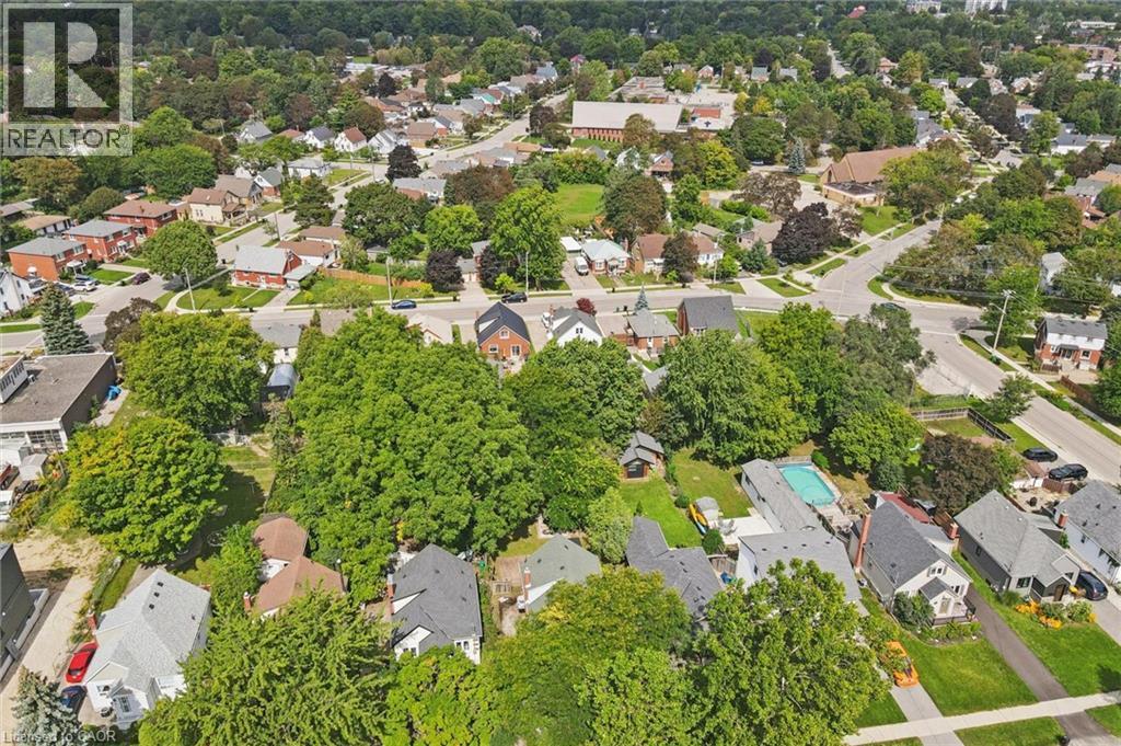334 BLUCHER Boulevard - Image 35
