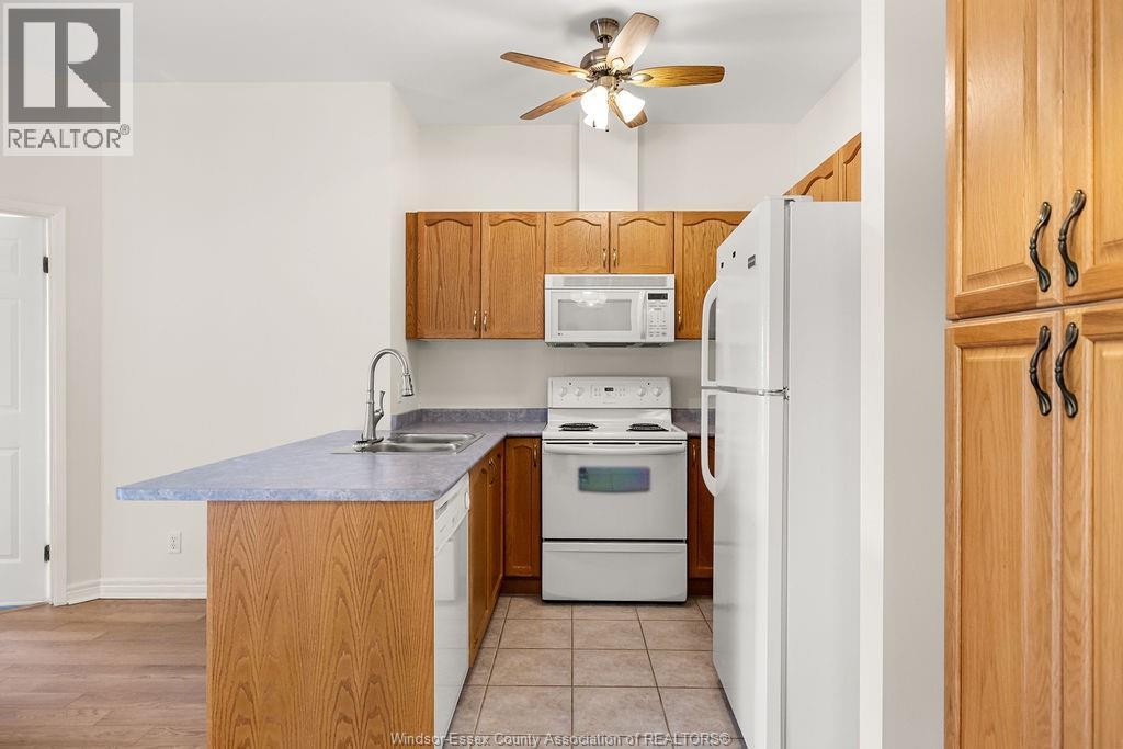 #314 4500 YPRES AVENUE - 7