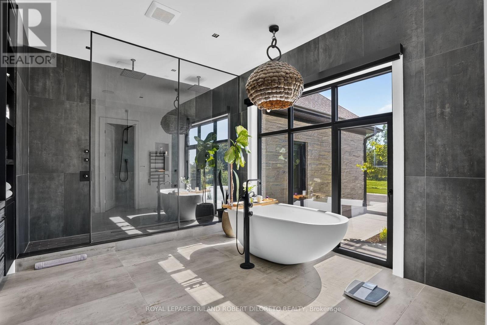 1681 GAINSBOROUGH ROAD - 19