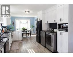 39 Rue St-antoine, Saint Leonard, NB E7E1Y9 Photo 11
