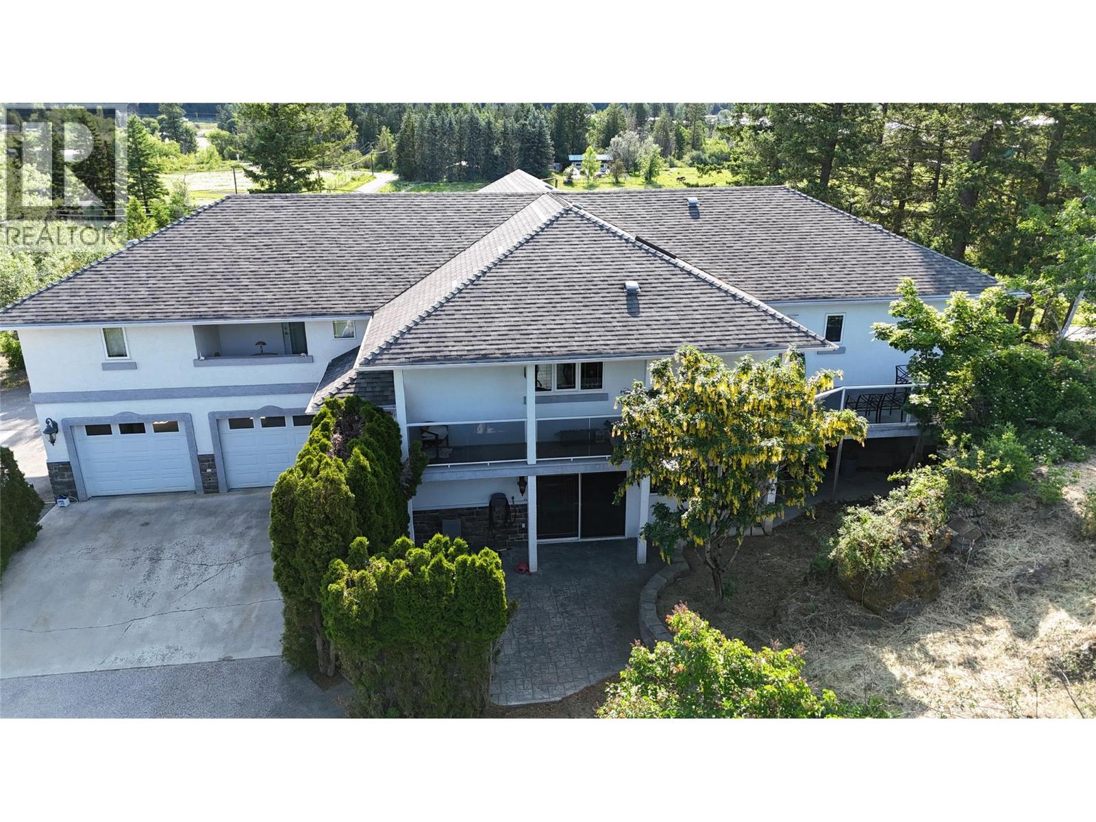404 Ash Road, Creston — photo 2