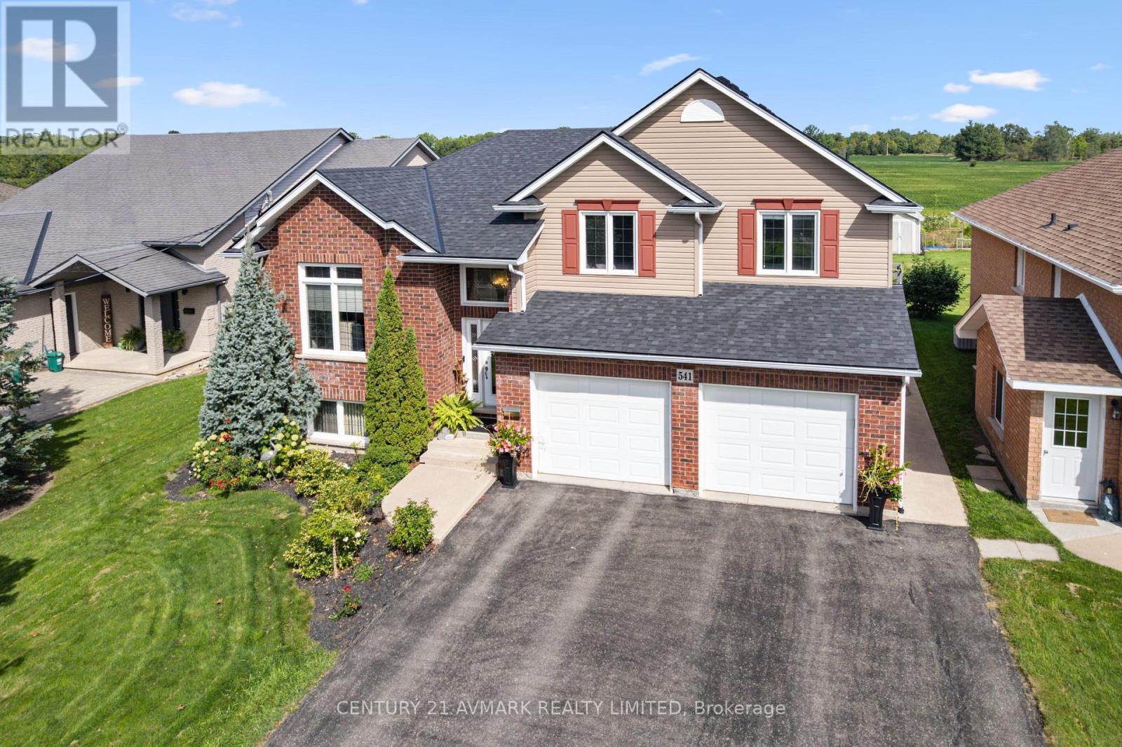 541 BARRICK ROAD, Port Colborne (Main Street) — photo 1