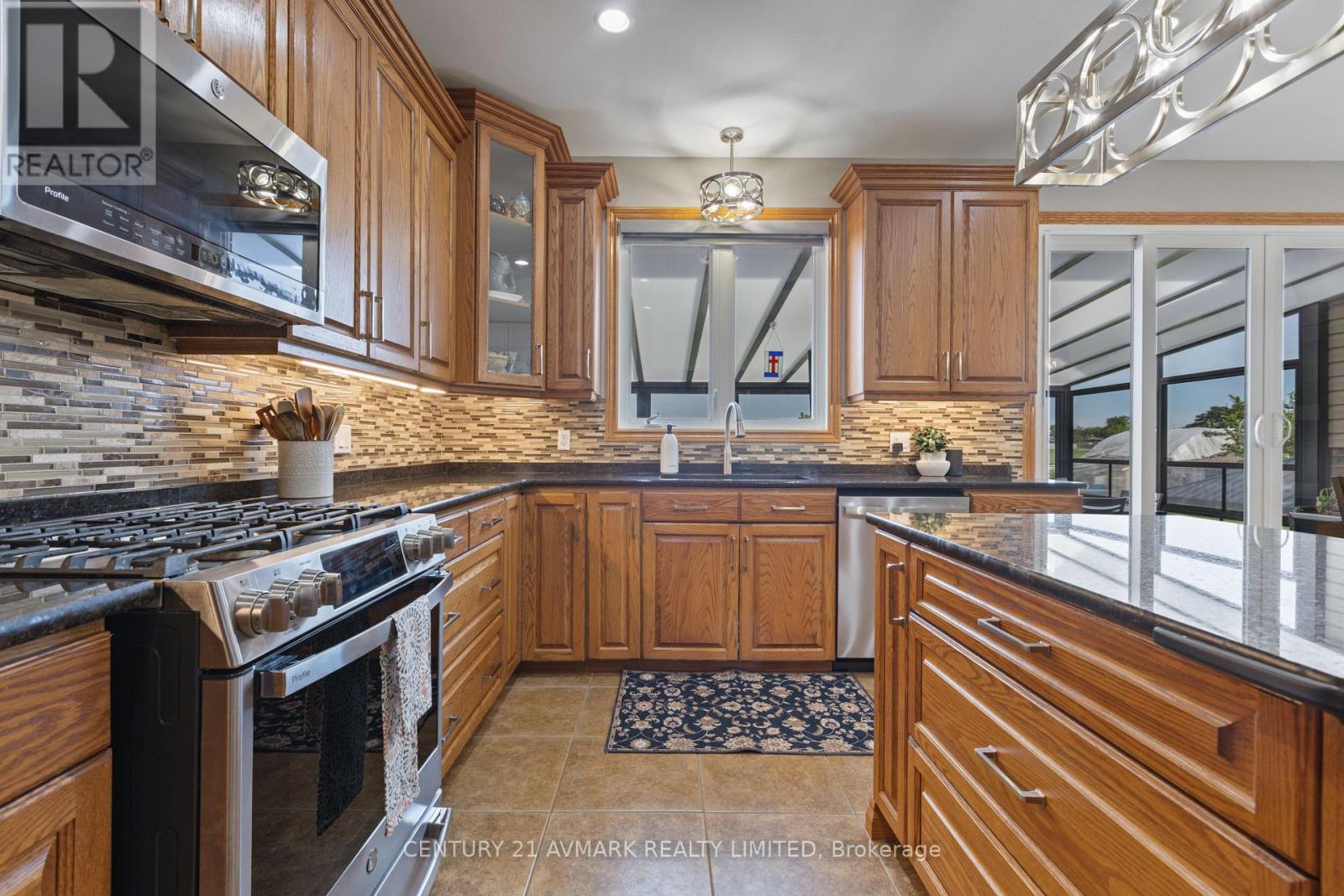 541 BARRICK ROAD - 17