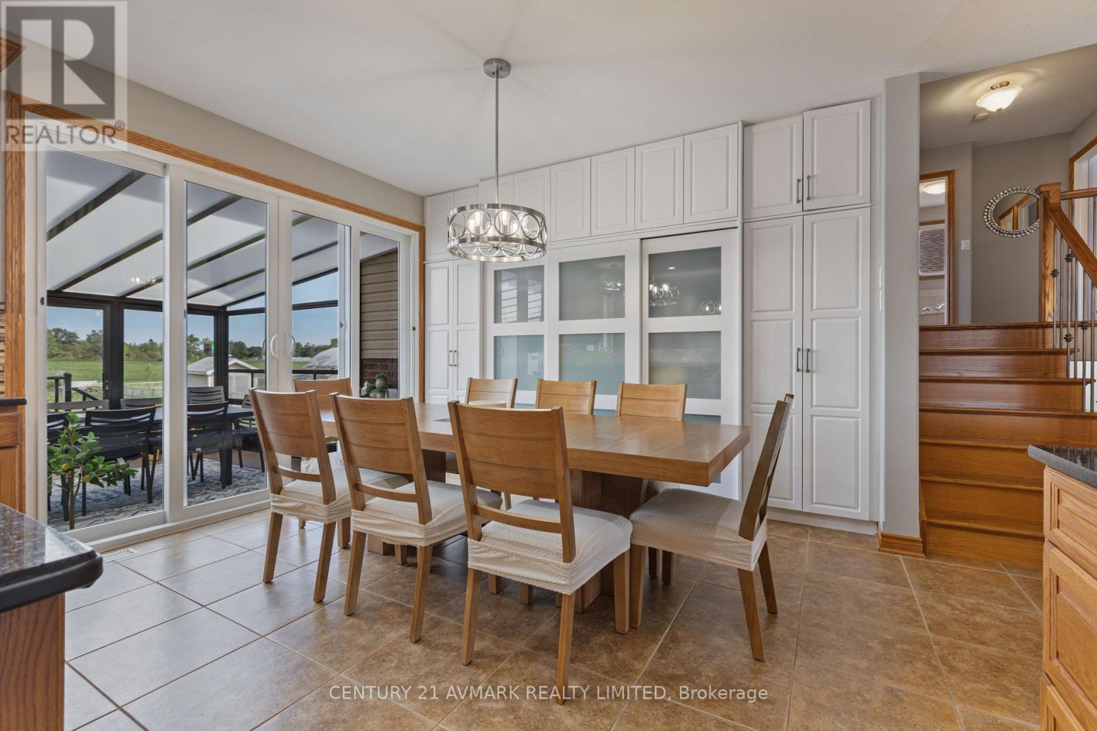 541 BARRICK ROAD - 18