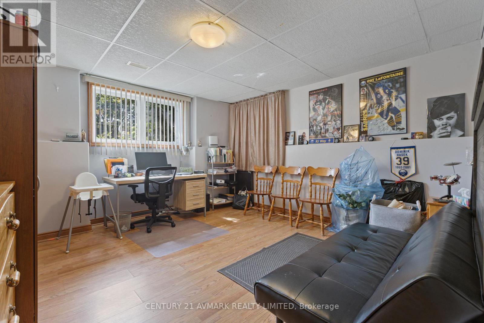 541 BARRICK ROAD - 38