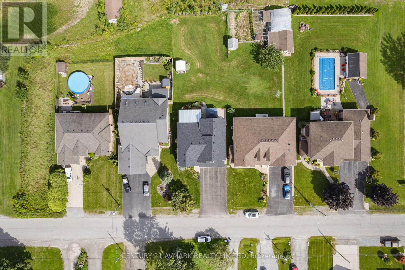 541 BARRICK ROAD - Image 42