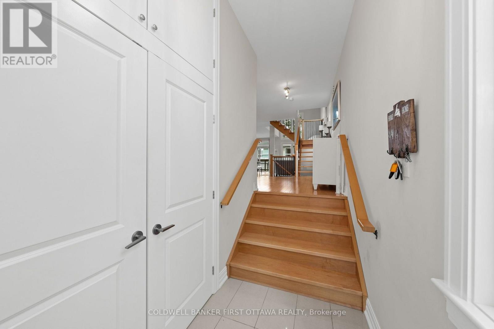 4 Bed, 4 Bath House for Sale in Ottawa – 155 NORA STREET, Ottawa – MLS# X13770612 - Image 6