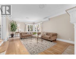 Living room - 235 Hemlock Road, Ottawa, ON K1M1K4 Photo 12