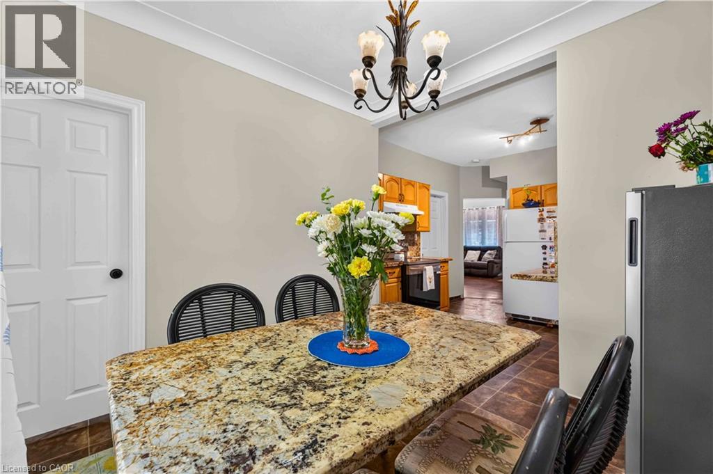 54 EAST 23RD Street, Hamilton — photo 6