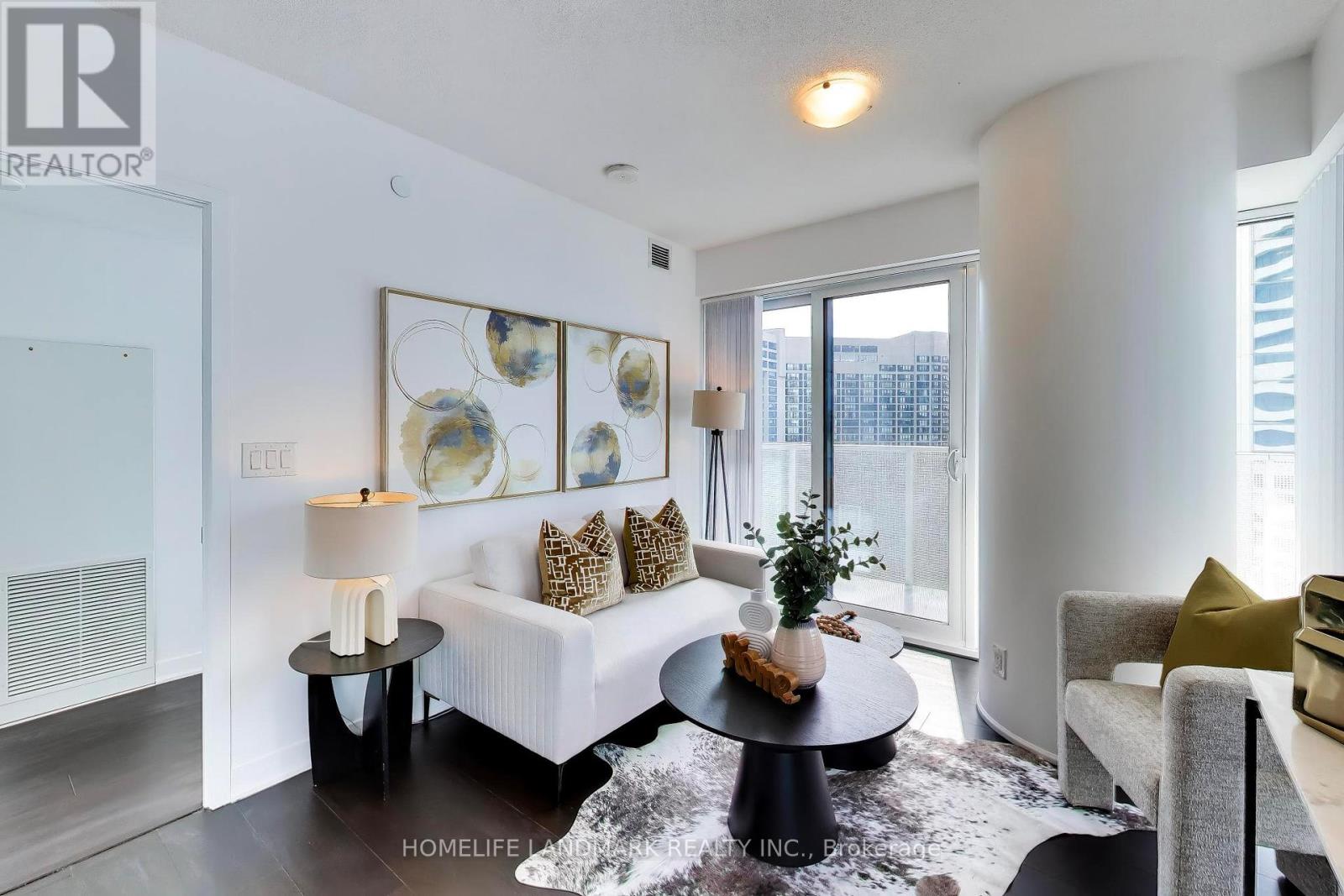 #2410 88 HARBOUR STREET - 10