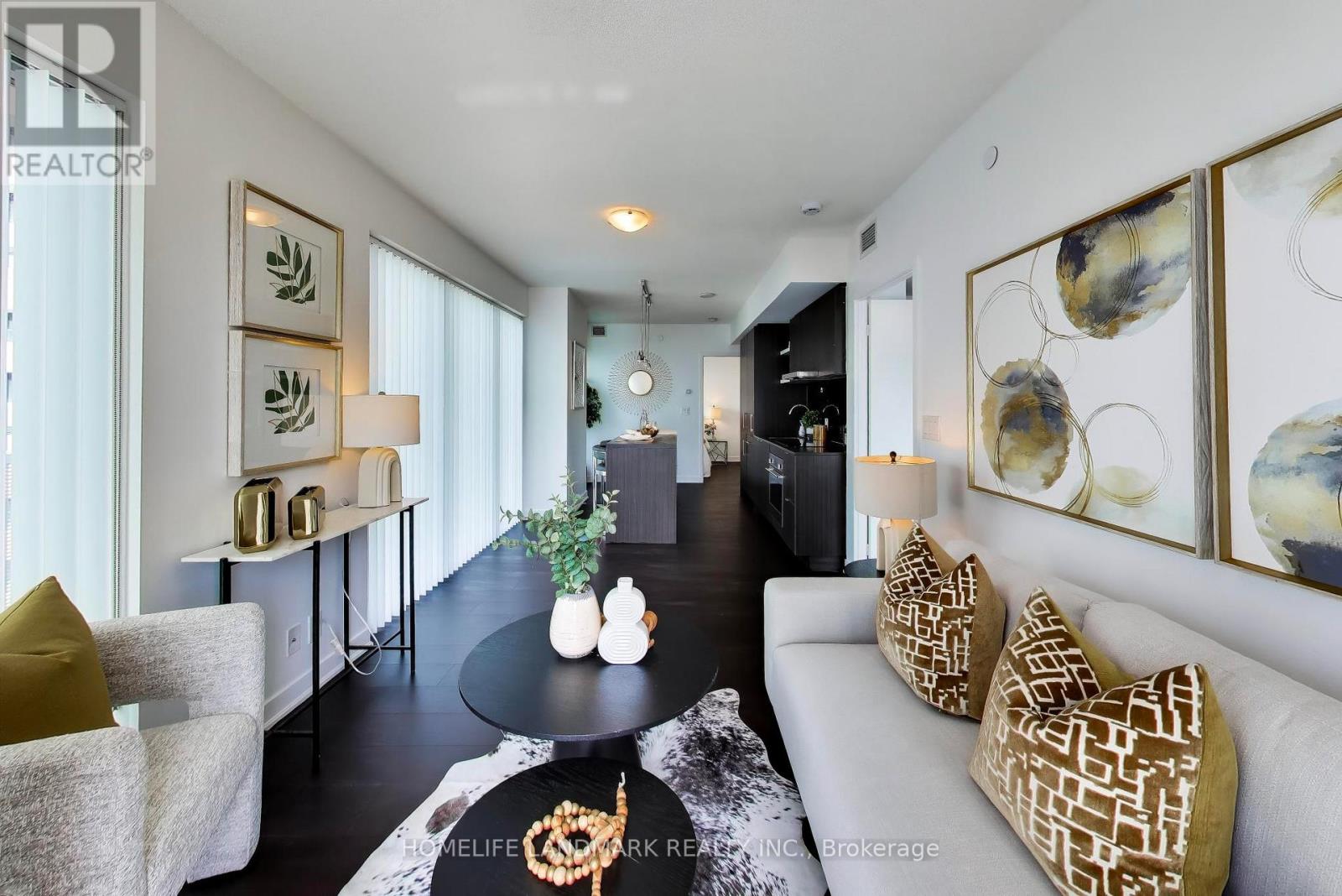 #2410 88 HARBOUR STREET - 11