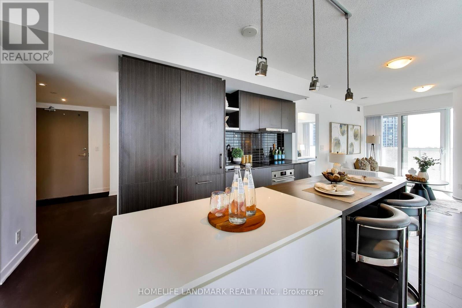#2410 88 HARBOUR STREET - 15