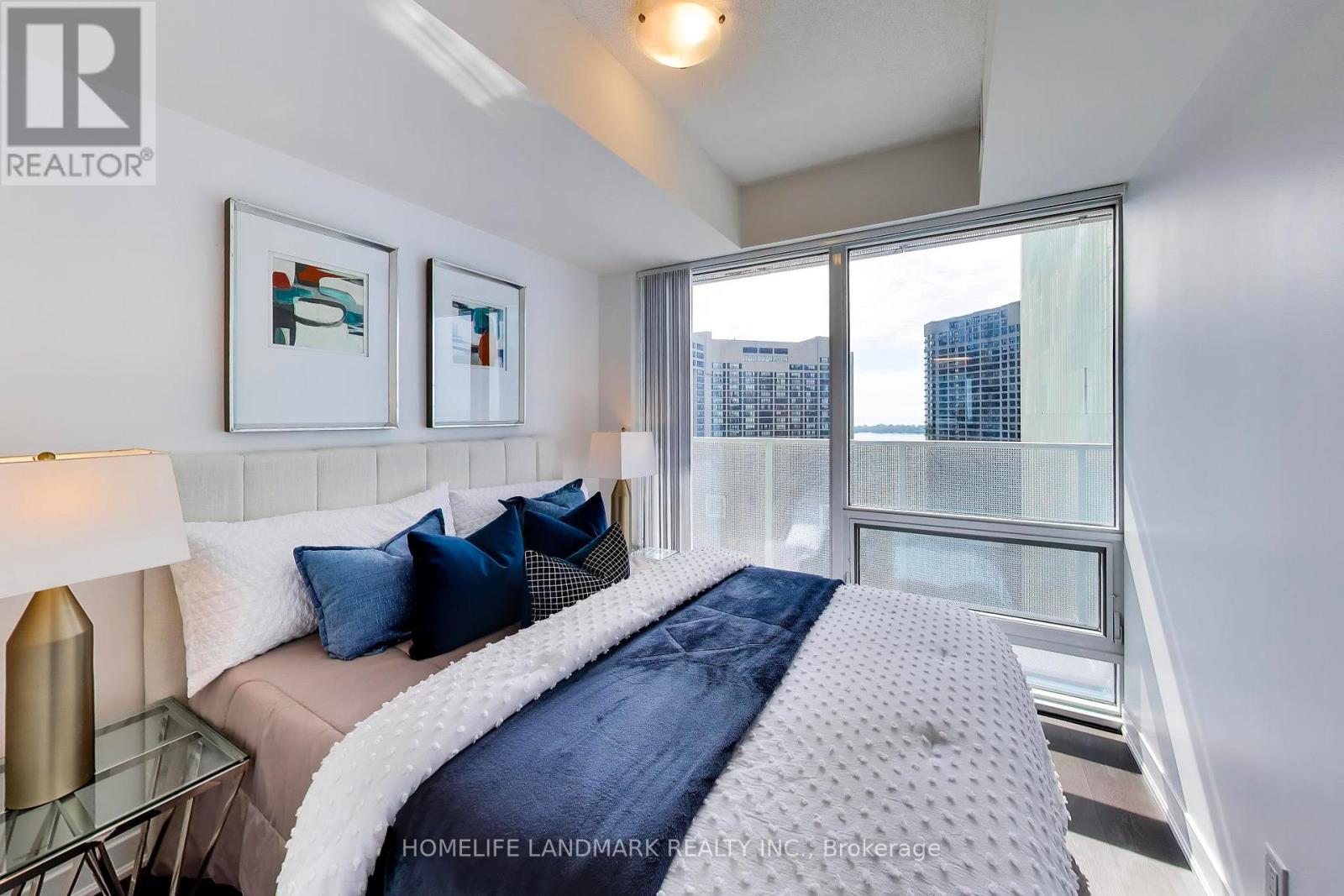 #2410 88 HARBOUR STREET - 18