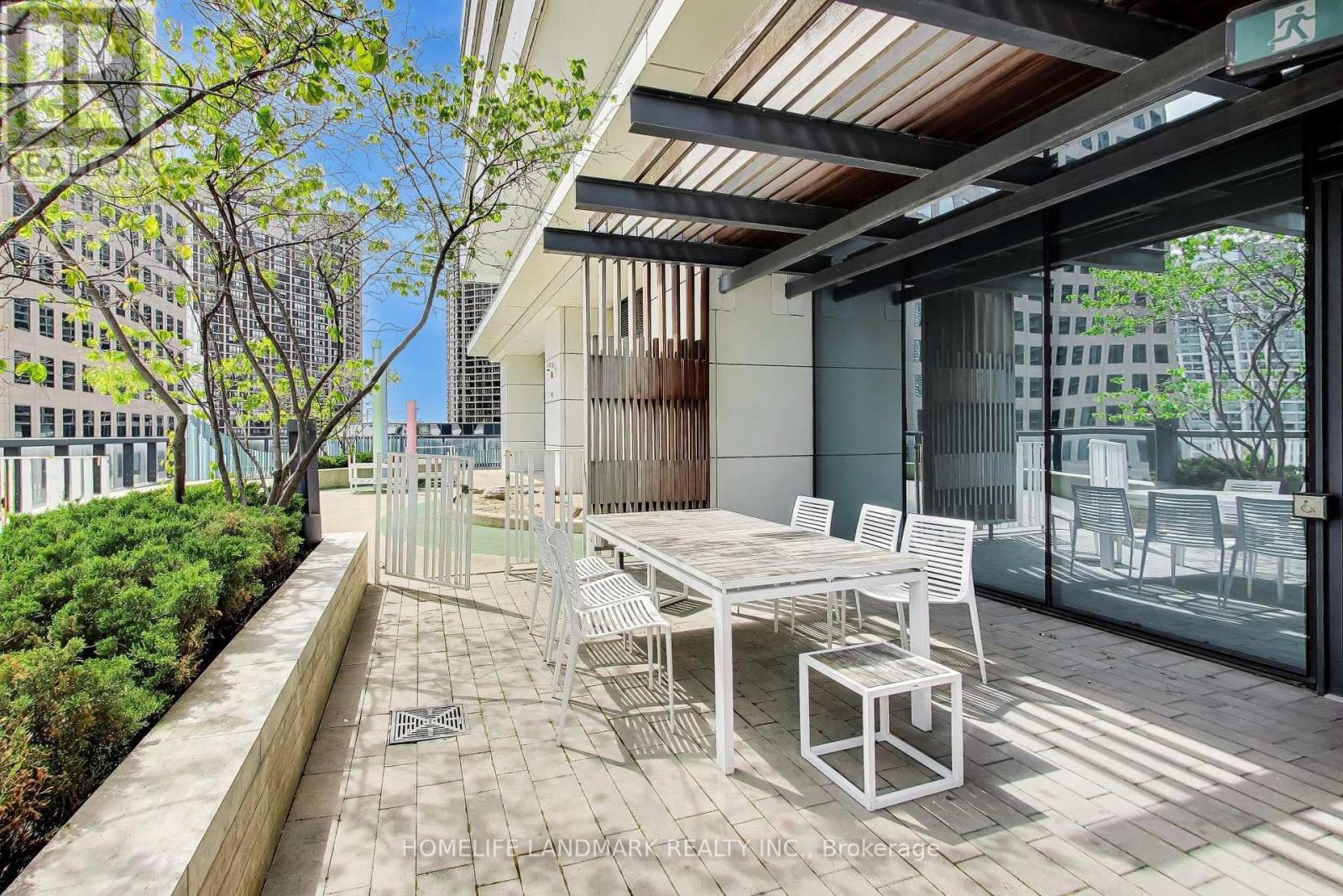 #2410 88 HARBOUR STREET - 42