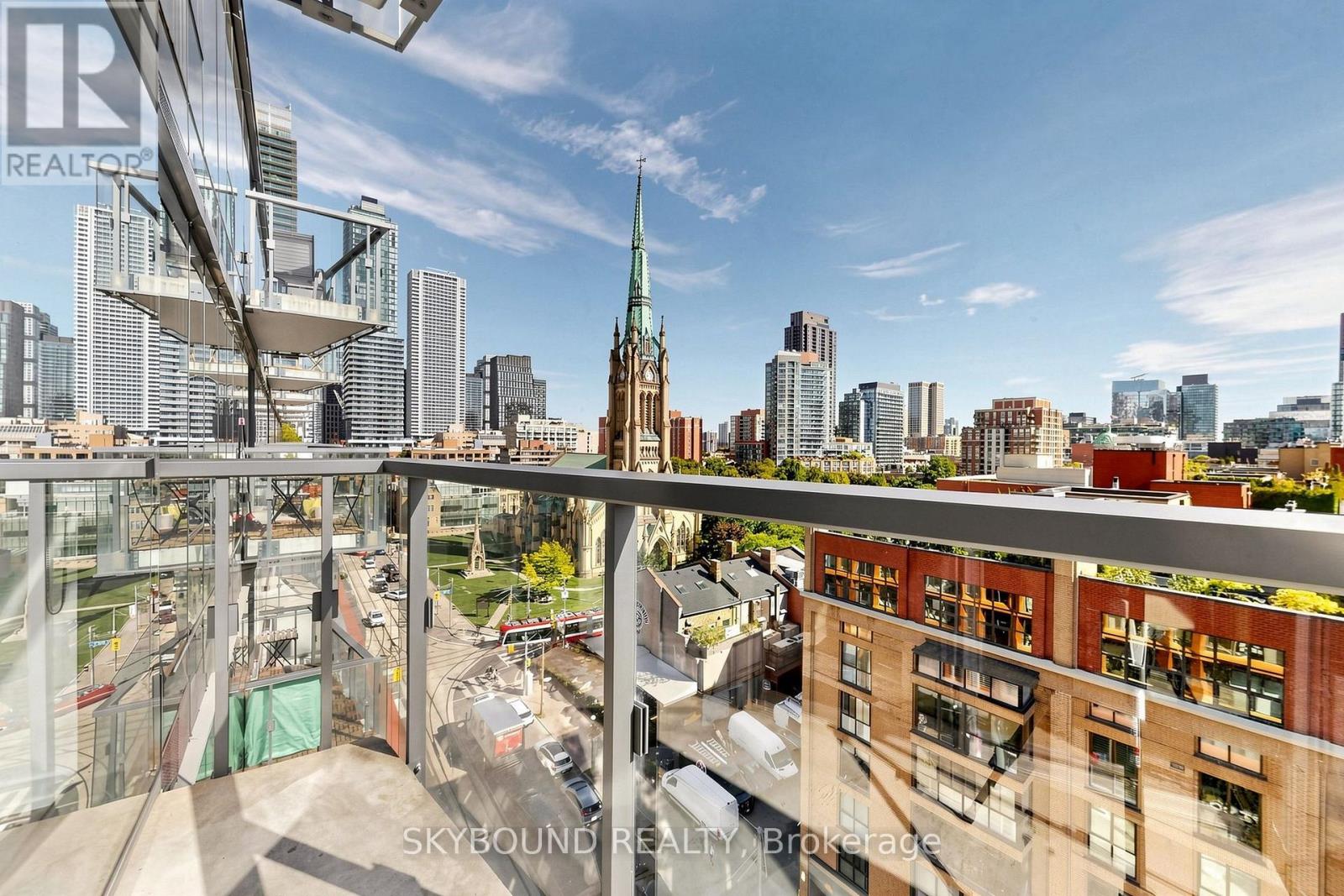#907 60 COLBORNE STREET - Image 35