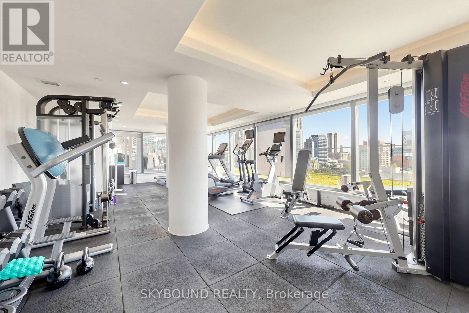 #907 60 COLBORNE STREET - Image 37