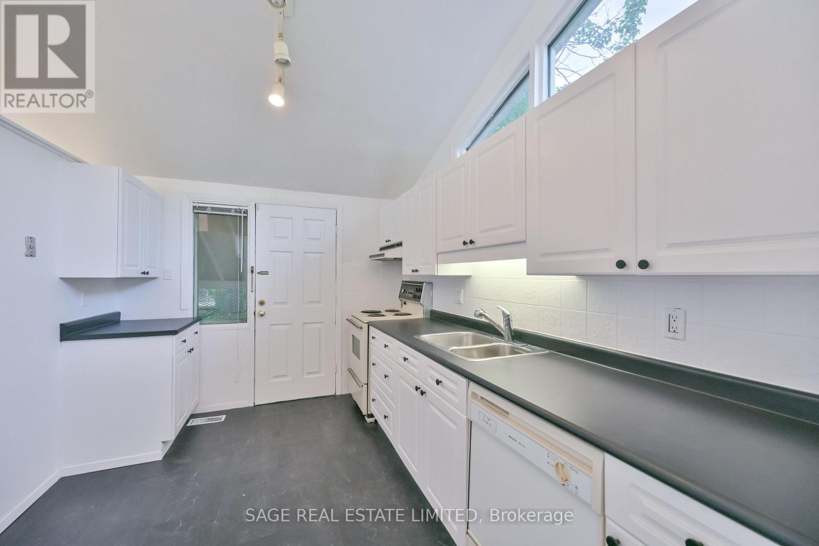 56 GRANGEMILL CRESCENT - 15