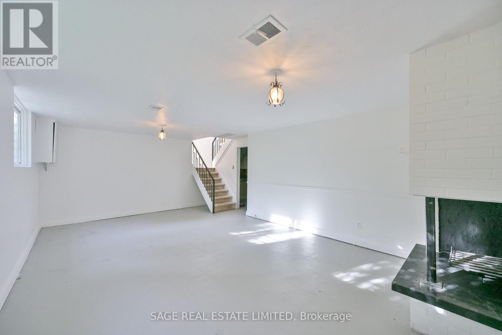 56 GRANGEMILL CRESCENT - 34