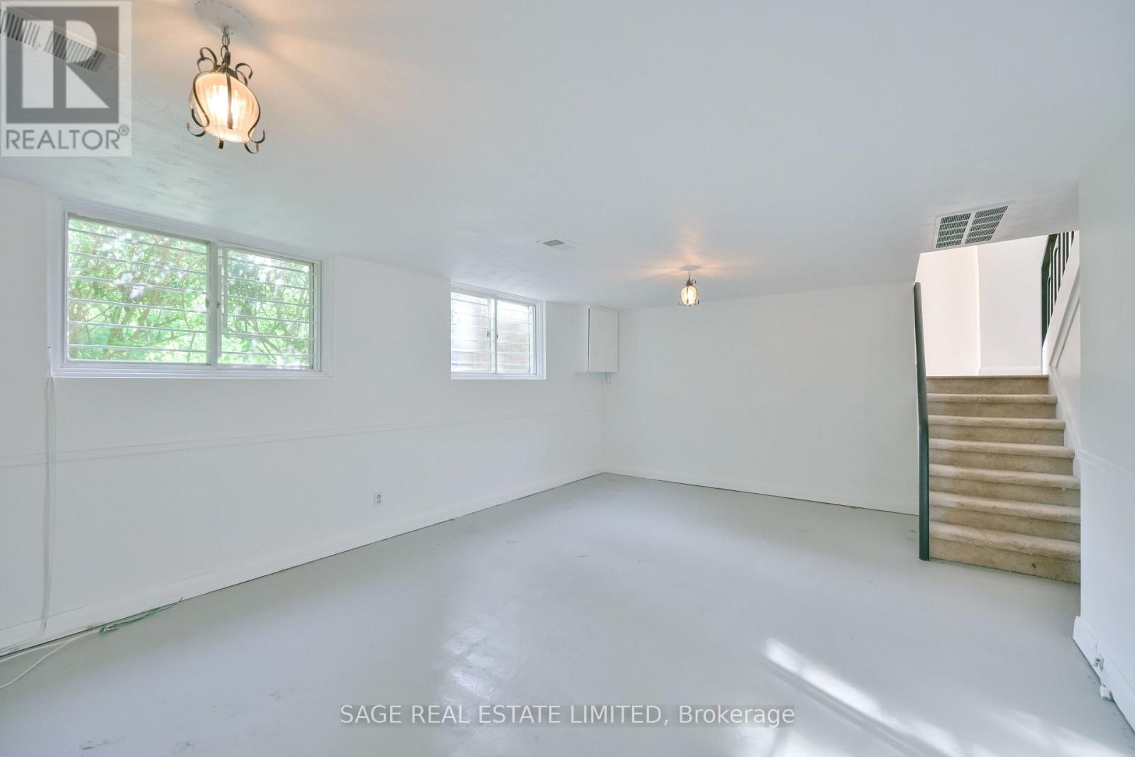 56 GRANGEMILL CRESCENT - 35