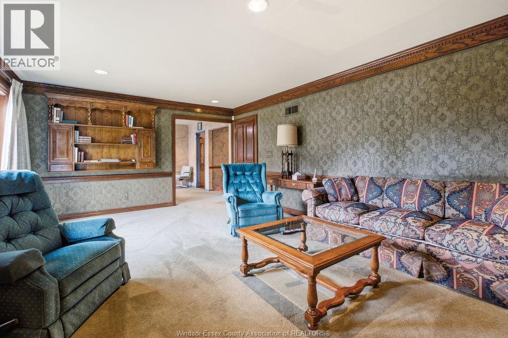 3590 HUNTINGTON AVENUE - 13