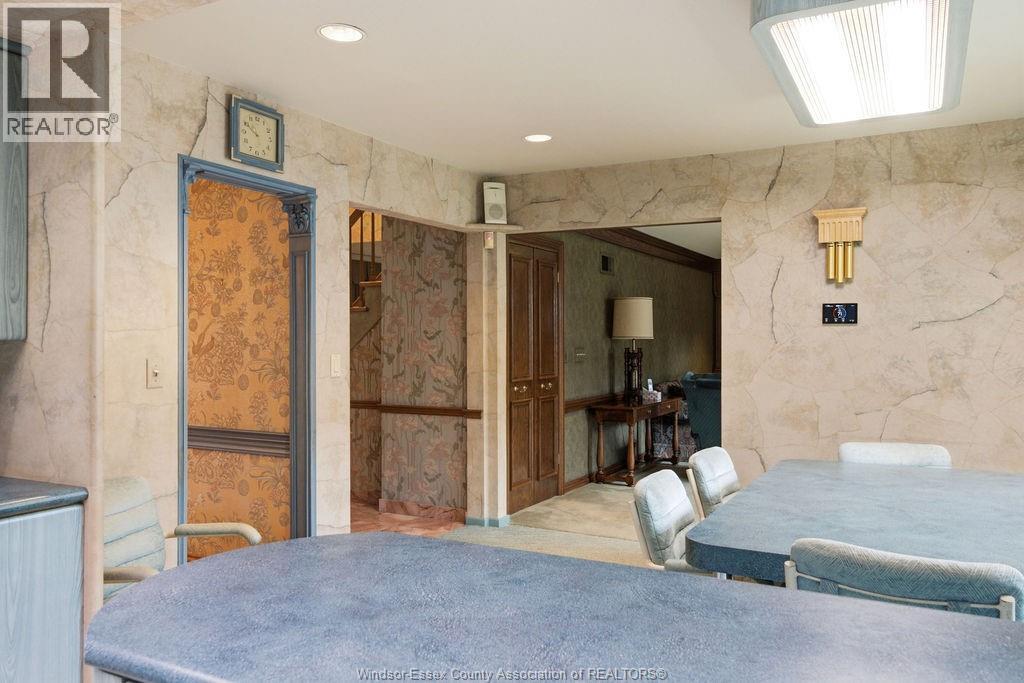 3590 HUNTINGTON AVENUE - 16