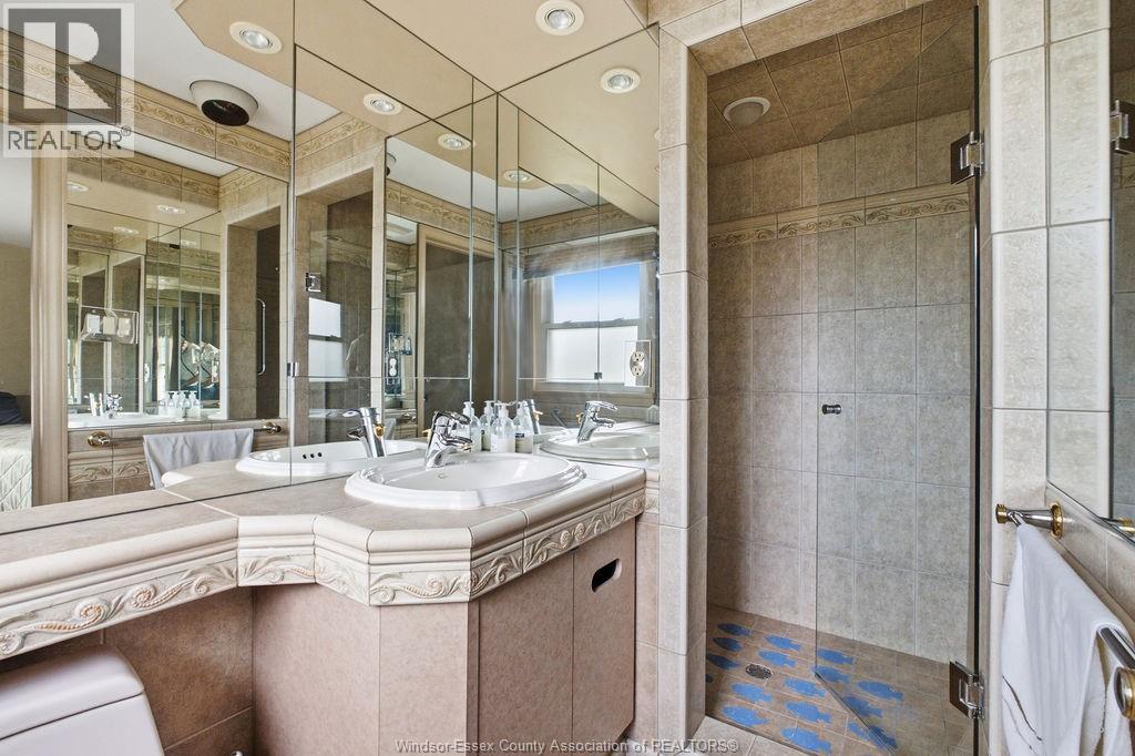 3590 HUNTINGTON AVENUE - 28