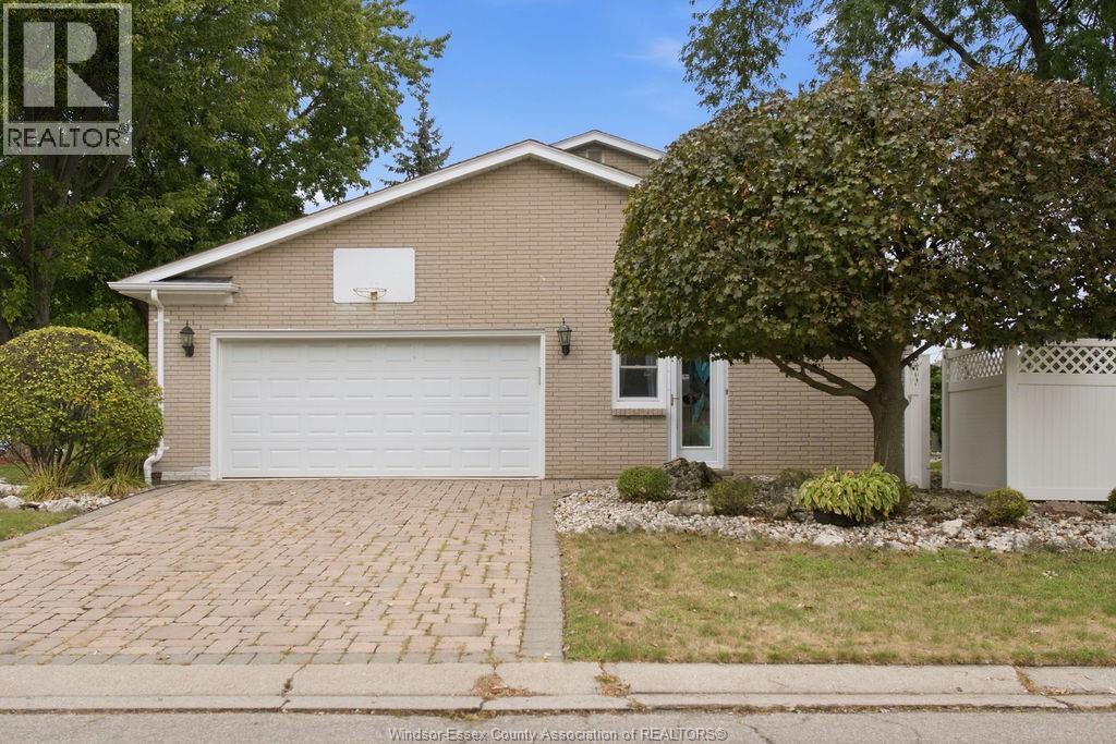 3590 HUNTINGTON AVENUE, Windsor — photo 3