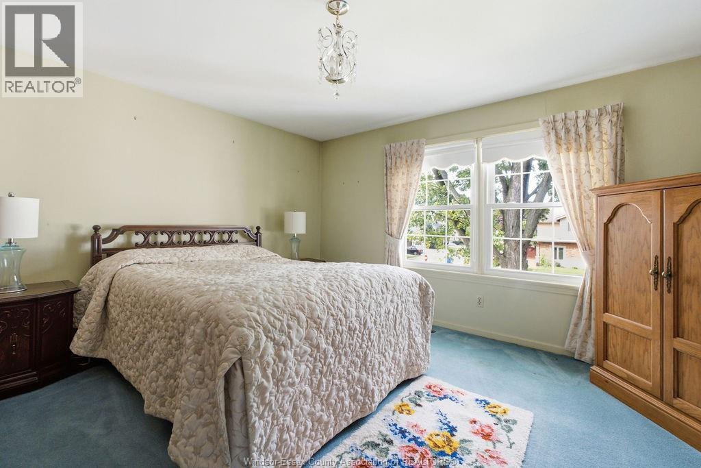 3590 HUNTINGTON AVENUE - 33