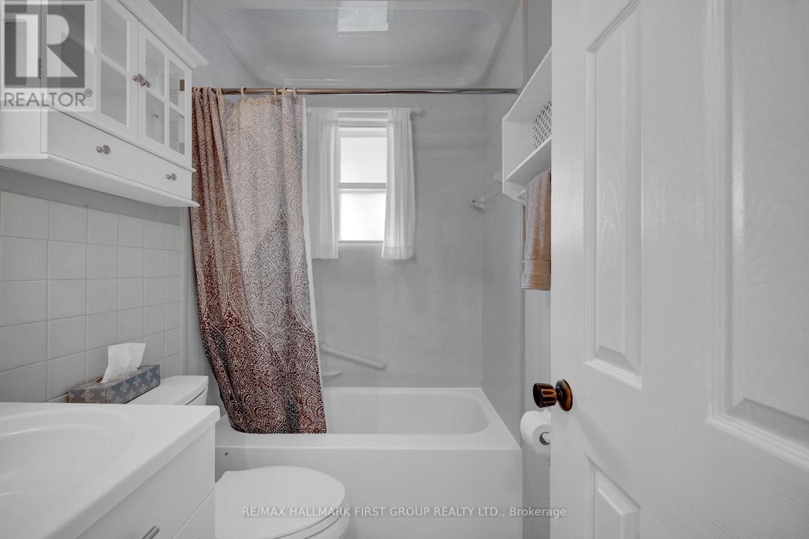 35 TULLOCH DRIVE - 17