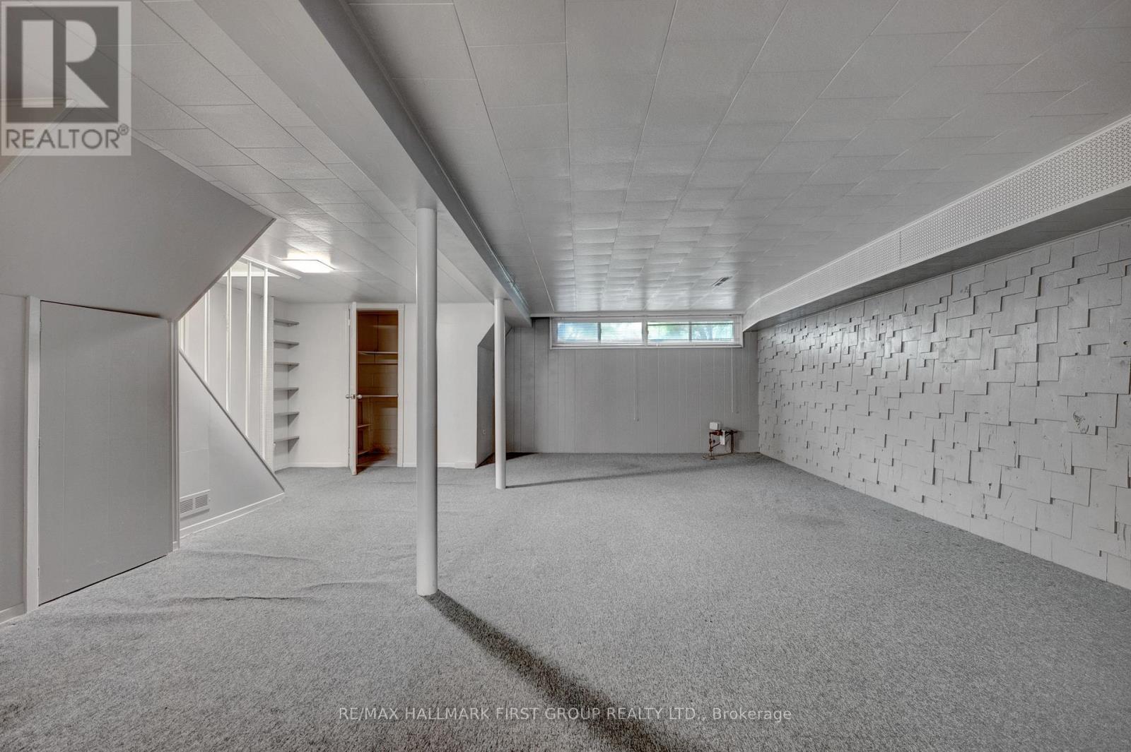 35 TULLOCH DRIVE - 24