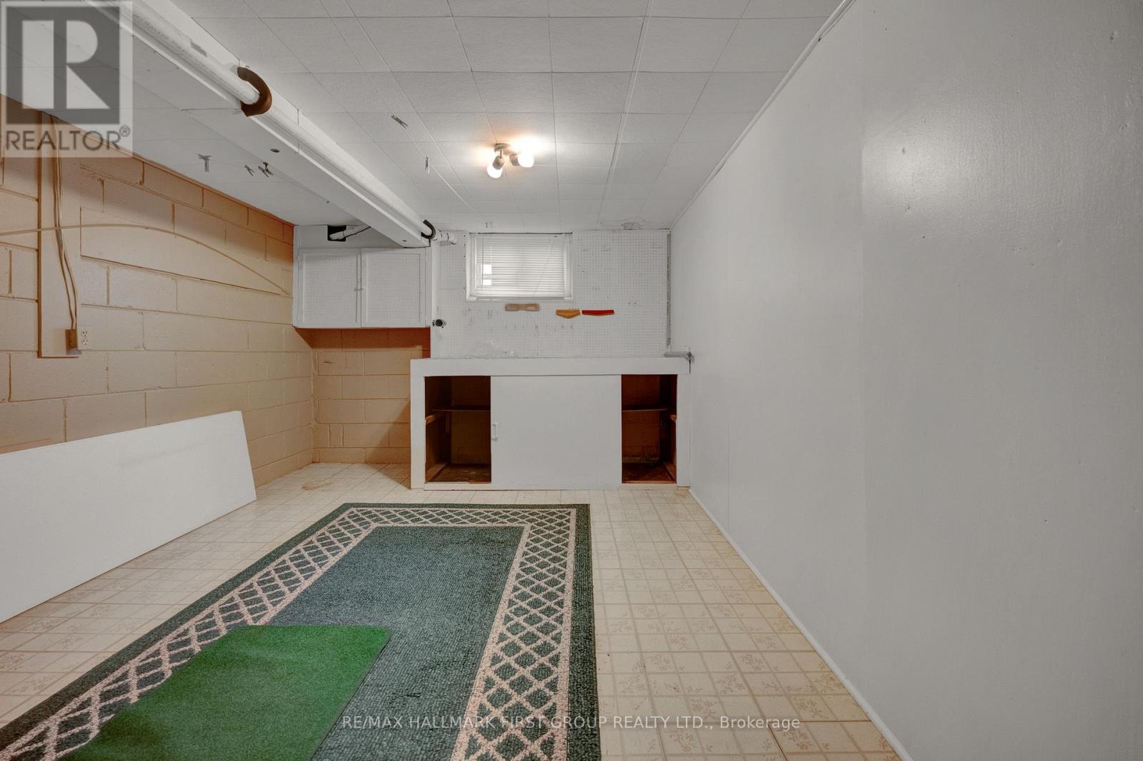 35 TULLOCH DRIVE - 28