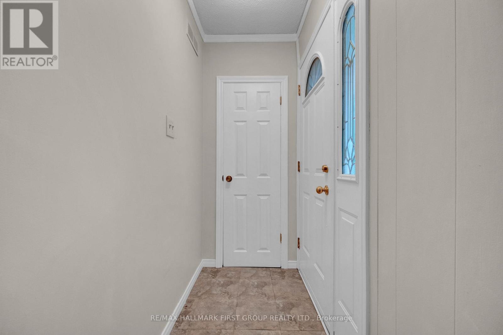 35 TULLOCH DRIVE - 7