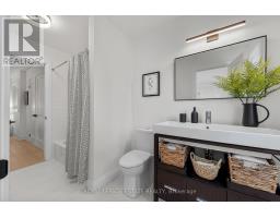 95 Boardwalk Drive, Toronto, ON M4L3X9 Photo 19