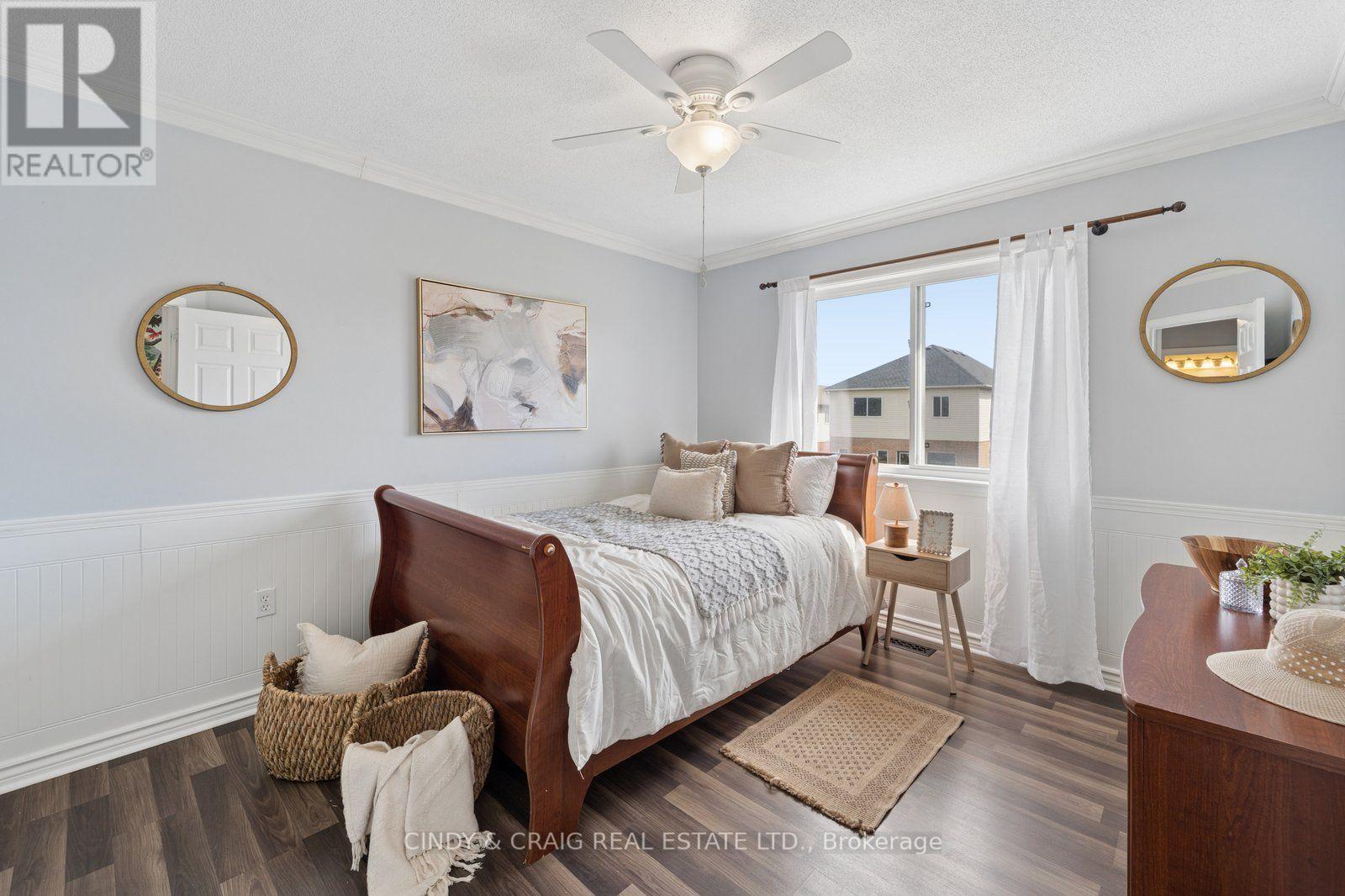 208 CORNISH DRIVE - 10