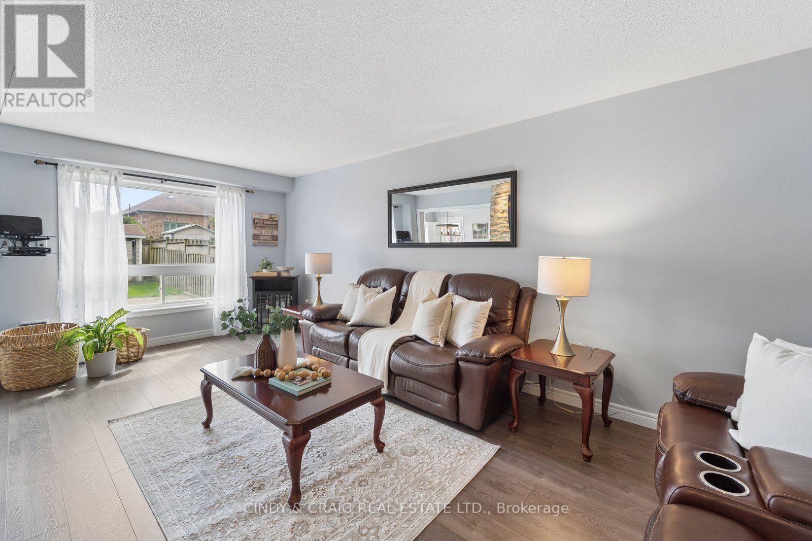 208 CORNISH DRIVE, Clarington (Courtice) — photo 3