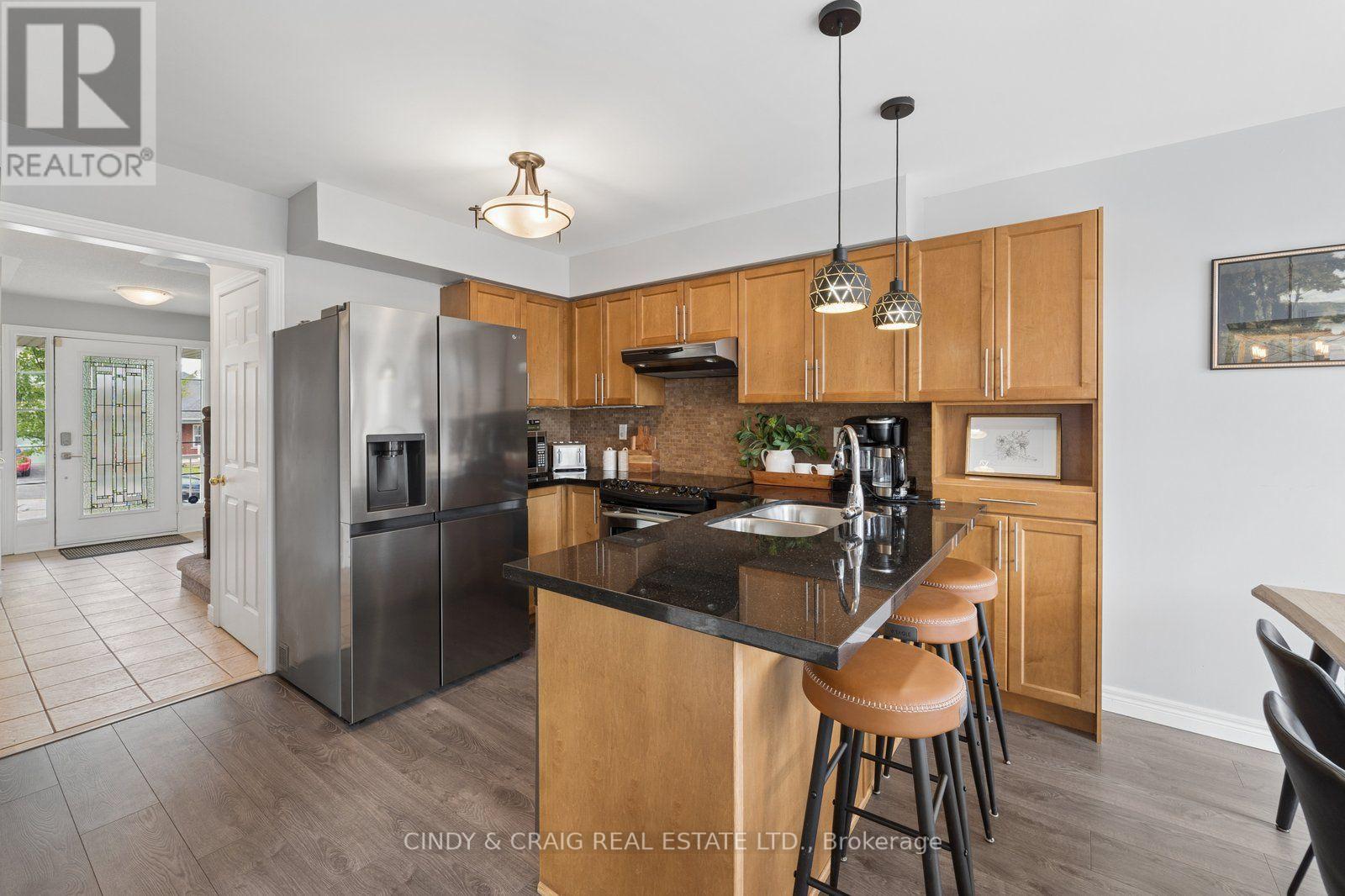 208 CORNISH DRIVE - 5