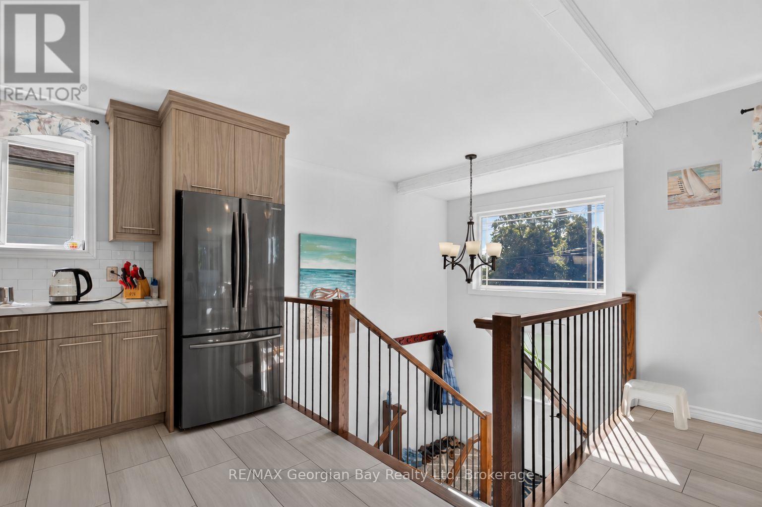 898 YONGE STREET - 12