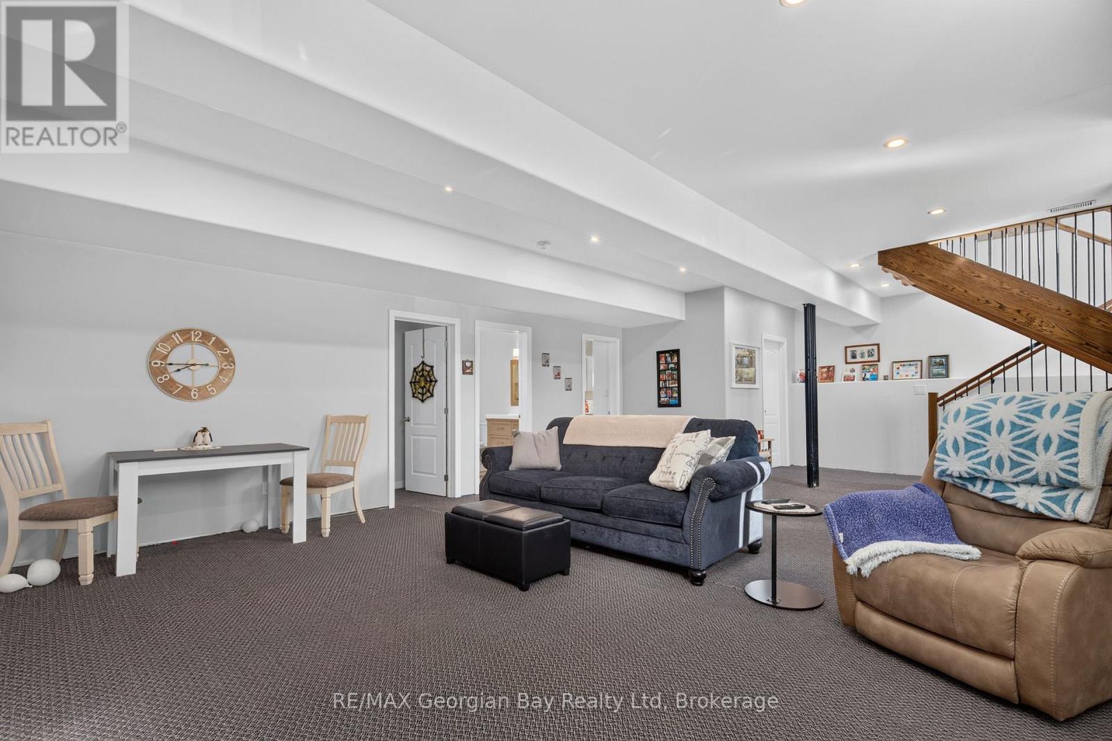 898 YONGE STREET - Image 17