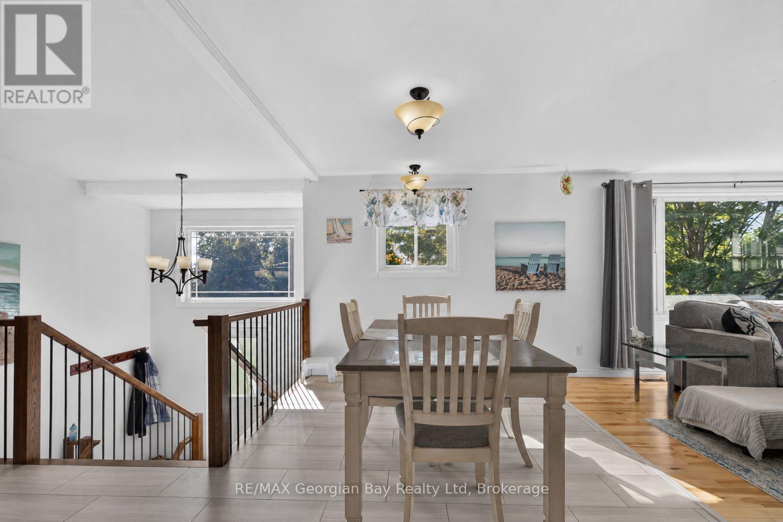 898 YONGE STREET - 4