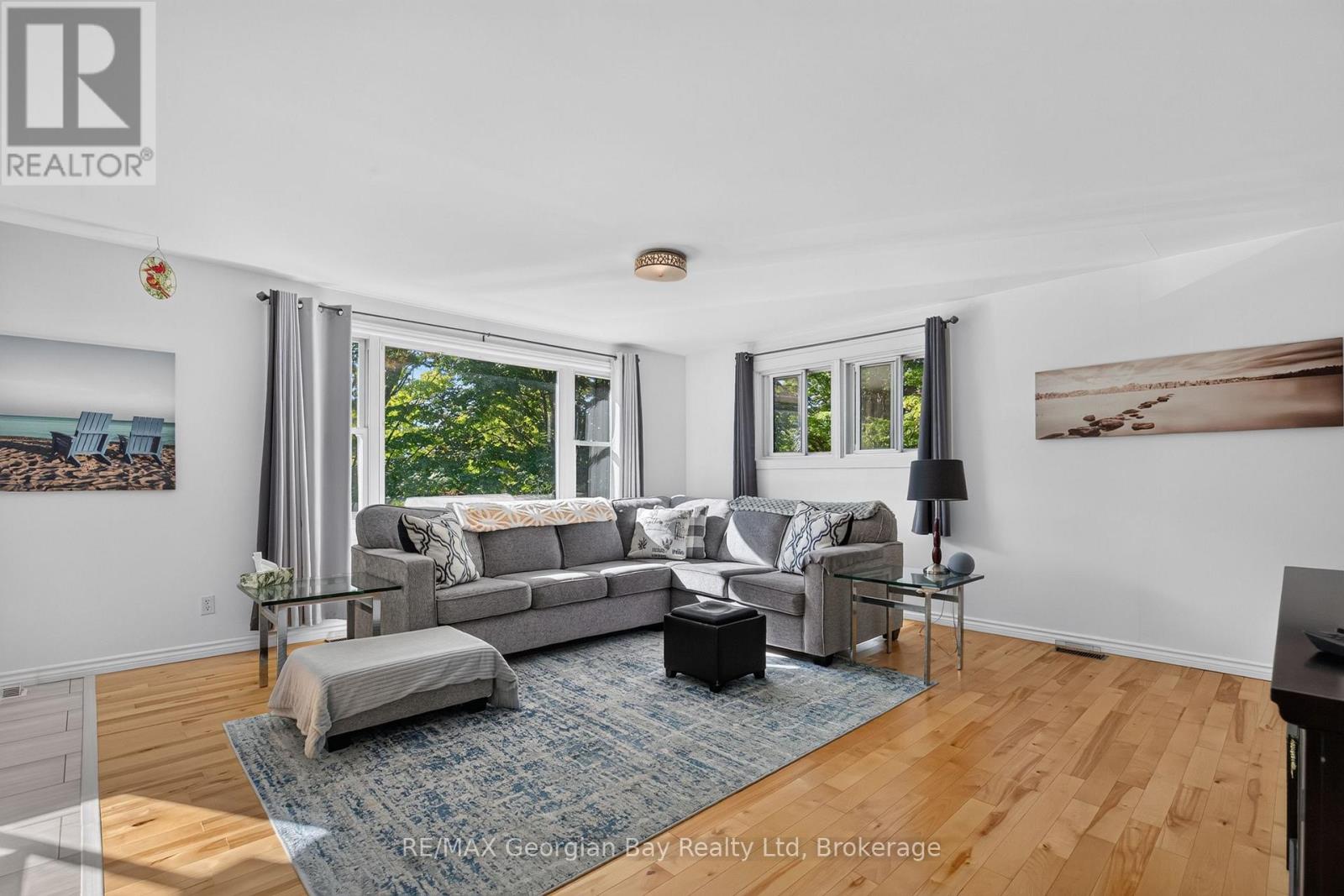 898 YONGE STREET - 6