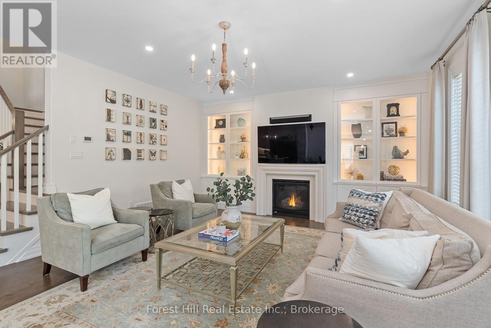 155 GLENLAKE BOULEVARD - Image 19