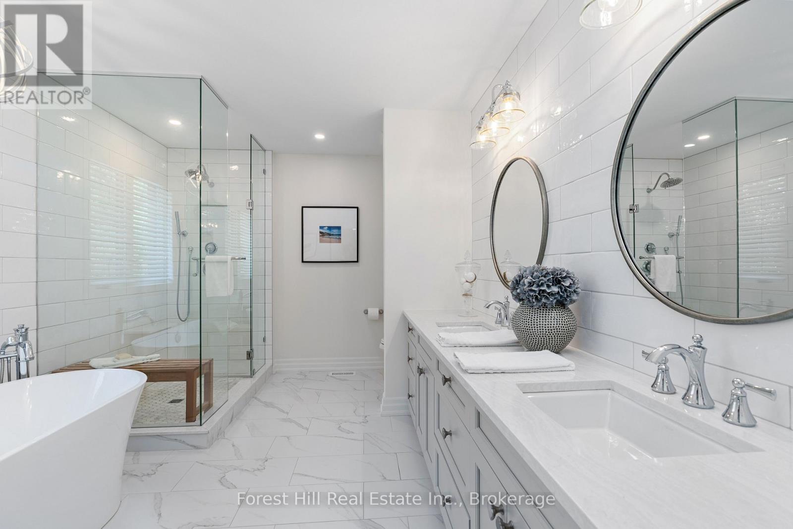 155 GLENLAKE BOULEVARD - Image 25
