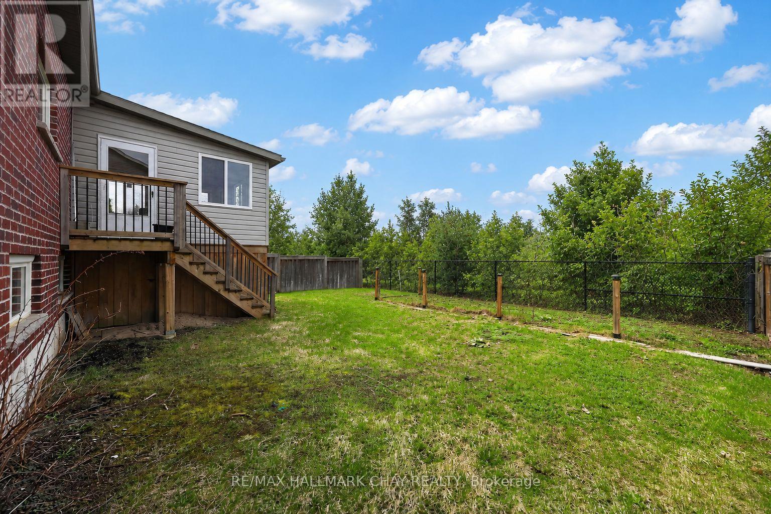 60 BROWNLEY LANE - 34