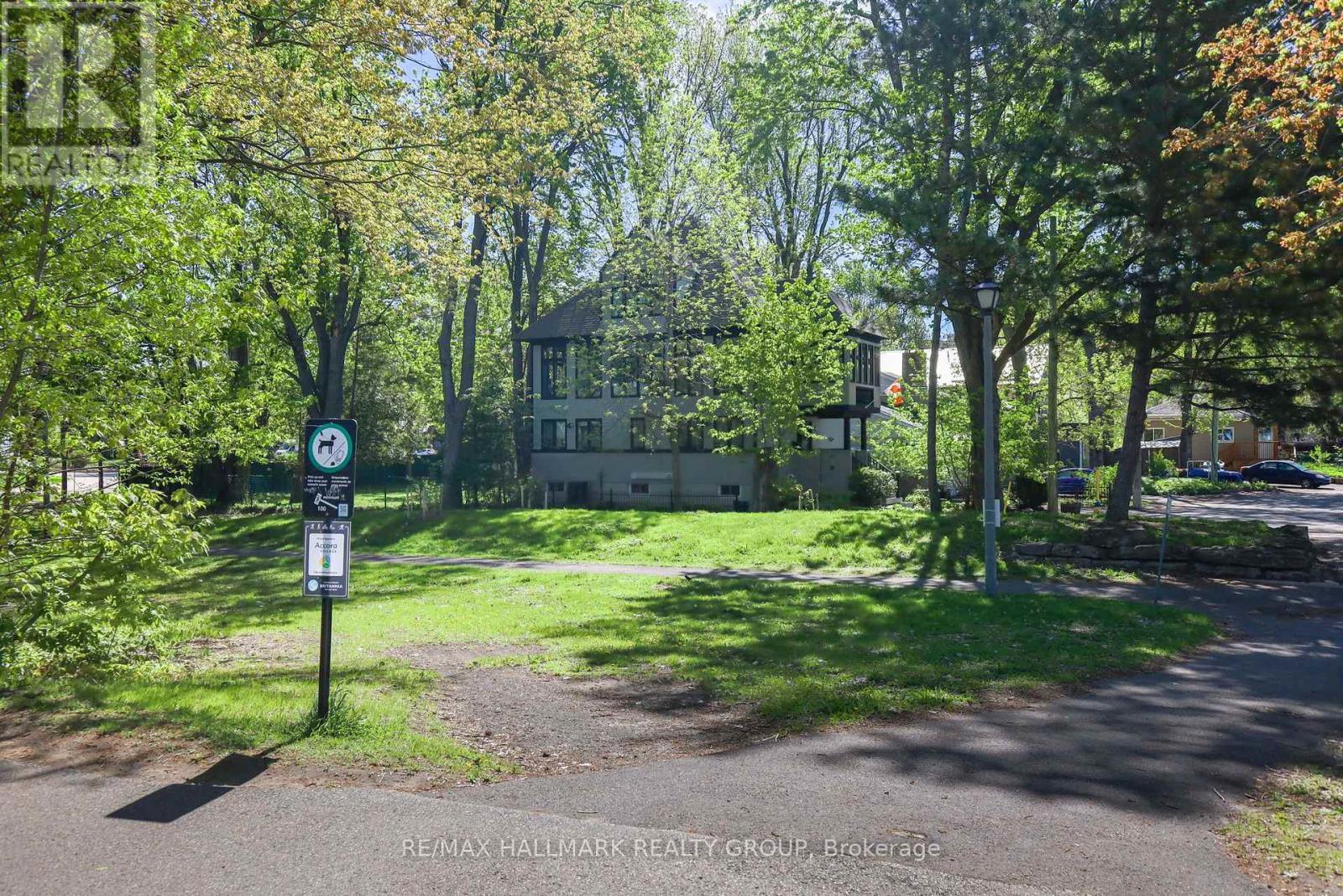 53 SCRIVENS STREET, Ottawa. Luxury613. By Peter Sagos - Image 47