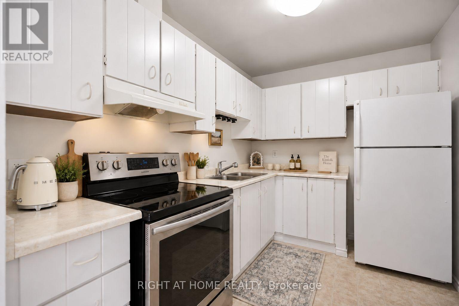 3 Bed, 2 Bath House for Sale in Ottawa – 8 – 107 CASTLEFRANK ROAD, Ottawa – MLS# X13769958 - Image 15