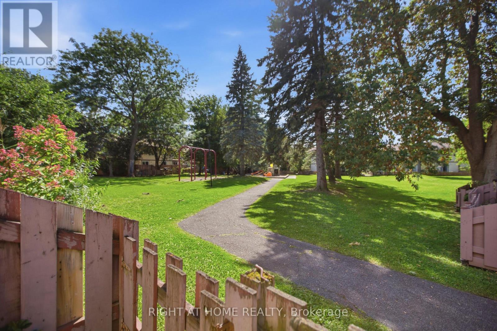 3 Bed, 2 Bath House for Sale in Ottawa – 8 – 107 CASTLEFRANK ROAD, Ottawa – MLS# X13769958 - Image 34