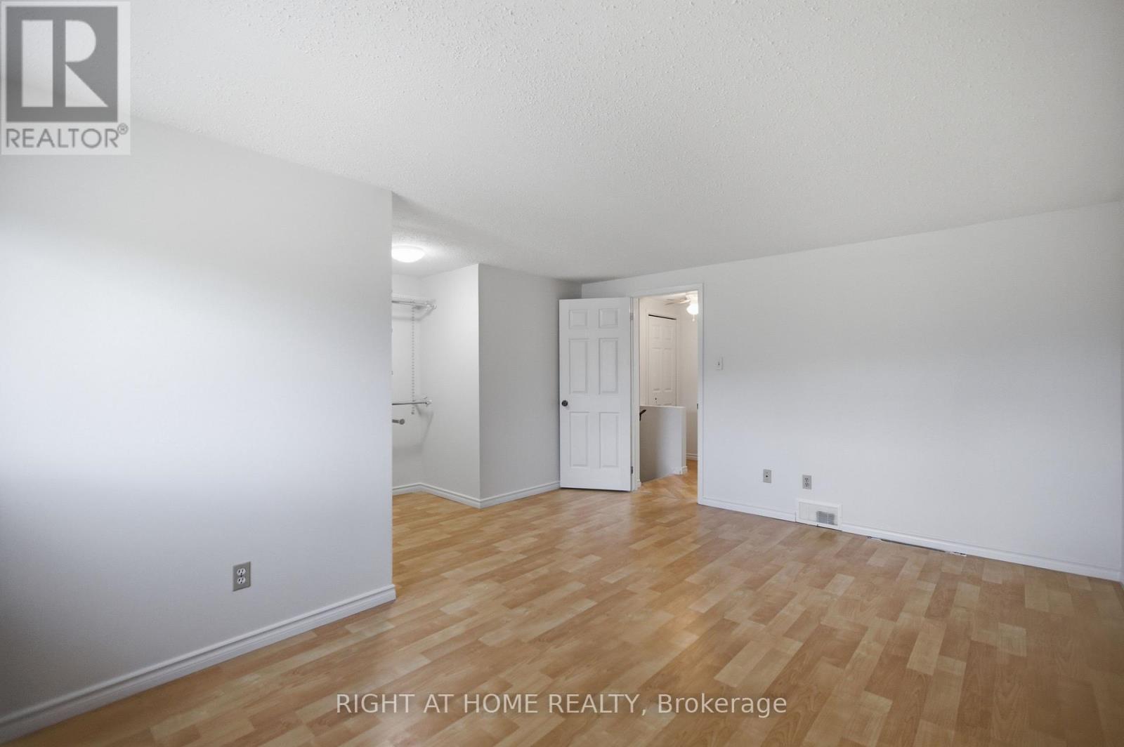 3 Bed, 2 Bath House for Sale in Ottawa – 8 – 107 CASTLEFRANK ROAD, Ottawa – MLS# X13769958 - Image 21