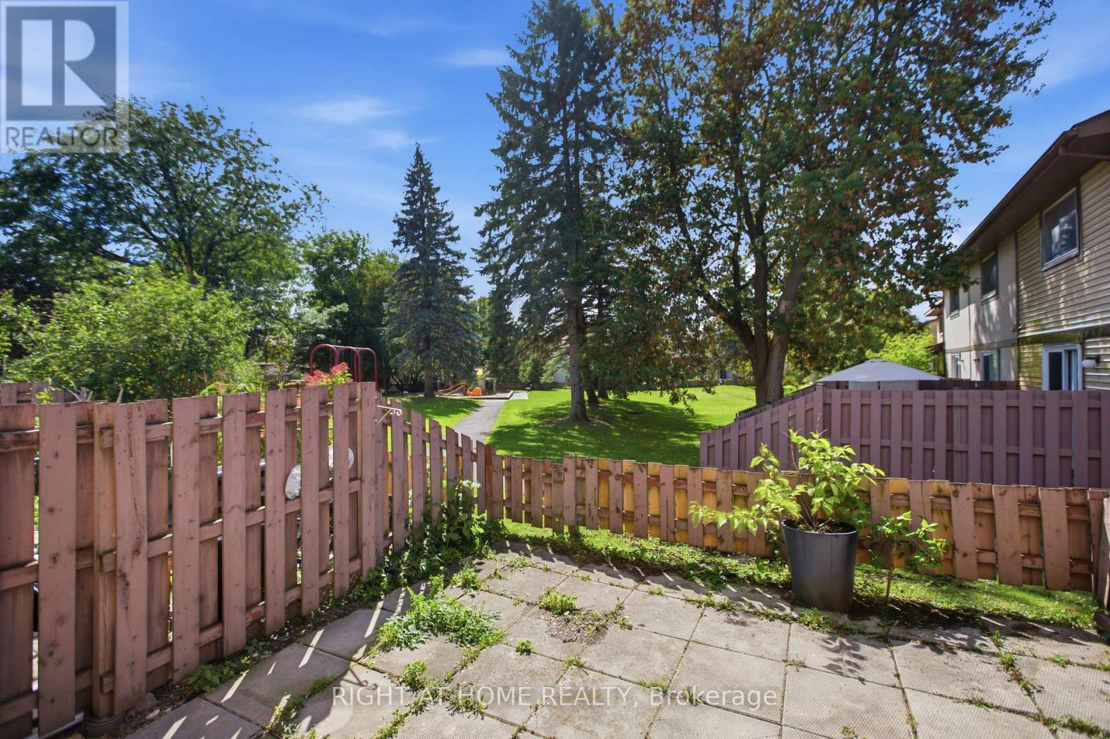 3 Bed, 2 Bath House for Sale in Ottawa – 8 – 107 CASTLEFRANK ROAD, Ottawa – MLS# X13769958 - Image 33
