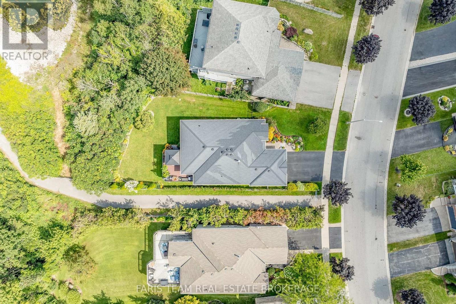 32 STANLEY STREET - Image 38