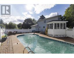 Den - 193a Victoria Street E, Amherst, NS B4H1Y8 Photo 6